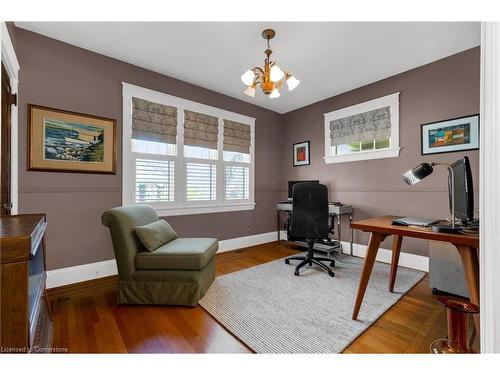 16 Nelles Boulevard, Grimsby, ON - Indoor Photo Showing Other Room