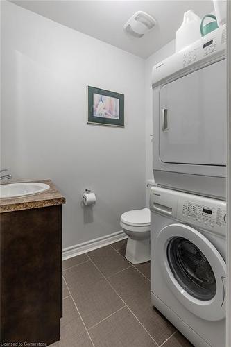 112-80 King William Street, Hamilton, ON - Indoor Photo Showing Laundry Room