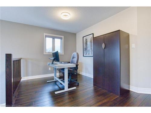 44 Riesling Court, Hamilton, ON - Indoor Photo Showing Office