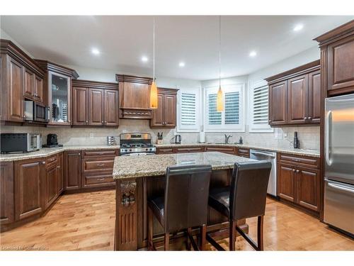 12 Cowper Court, Dundas, ON - Indoor Photo Showing Kitchen With Stainless Steel Kitchen