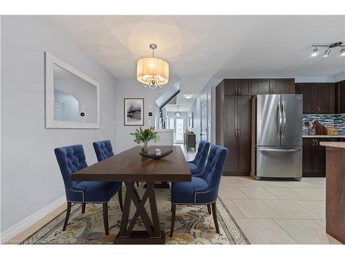 7-615 Rymal Road E, Hamilton, ON - Indoor Photo Showing Dining Room