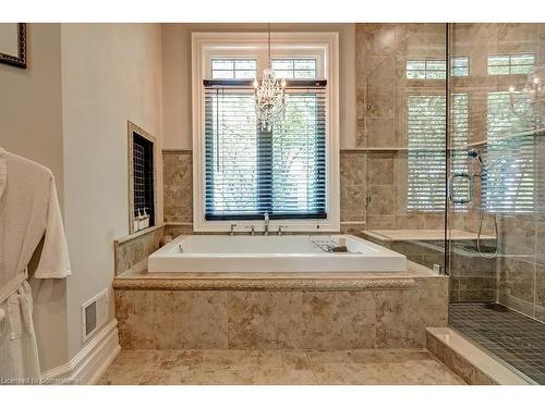 883 Kingsway Drive, Burlington, ON - Indoor Photo Showing Bathroom