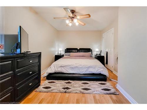 160 Davis Street, Port Colborne, ON - Indoor Photo Showing Bedroom