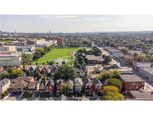 16 William Street, Hamilton, ON - Outdoor With View