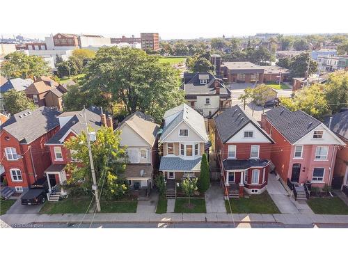 16 William Street, Hamilton, ON - Outdoor With Facade