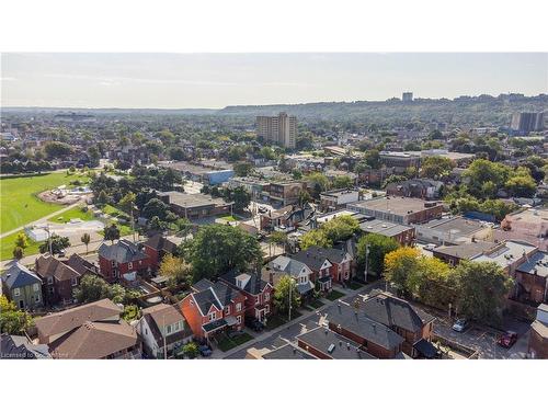 16 William Street, Hamilton, ON - Outdoor With View