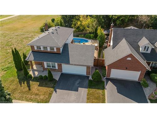 2090 Deer Run Avenue, Burlington, ON - Outdoor