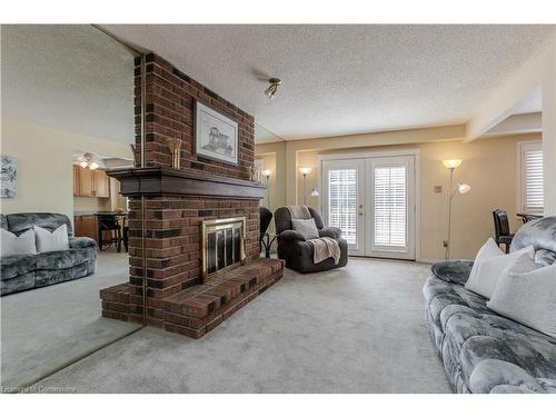 2090 Deer Run Avenue, Burlington, ON - Indoor Photo Showing Living Room With Fireplace