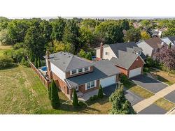 2090 Deer Run Avenue  Burlington, ON L7M 2N8