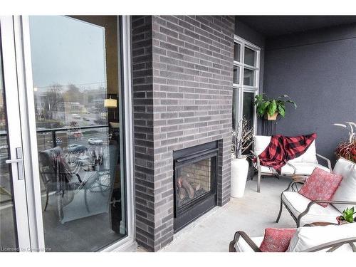 Ph412-38 Harbour Street, Port Dover, ON -  With Fireplace