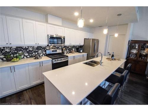 Ph412-38 Harbour Street, Port Dover, ON - Indoor Photo Showing Kitchen With Double Sink With Upgraded Kitchen