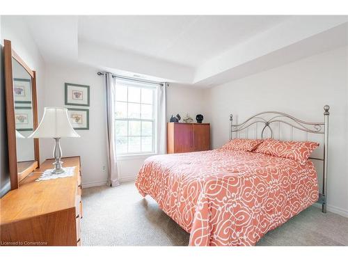 303-4003 Kilmer Drive, Burlington, ON - Indoor Photo Showing Bedroom