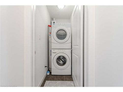 331-5317 Upper Middle Road, Burlington, ON - Indoor Photo Showing Laundry Room