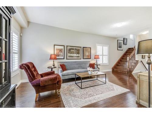 69 Myers Lane, Ancaster, ON - Indoor Photo Showing Living Room