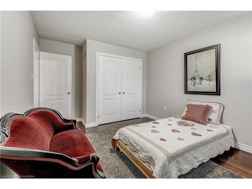 69 Myers Lane, Ancaster, ON - Indoor Photo Showing Bedroom