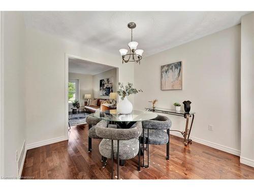 19 Falconridge Drive, Hamilton, ON - Indoor Photo Showing Dining Room