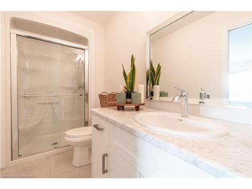 21 Lamb Crescent, Thorold, ON - Indoor Photo Showing Bathroom