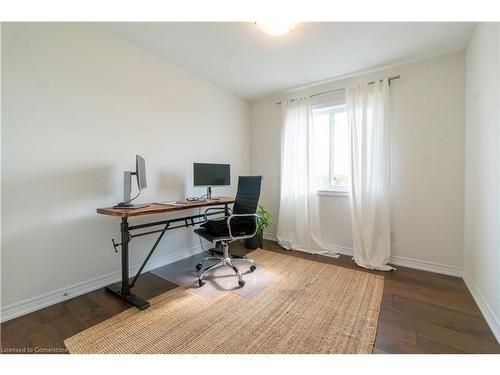 21 Lamb Crescent, Thorold, ON - Indoor Photo Showing Office