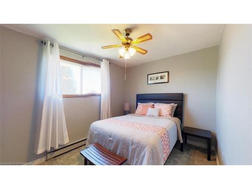 6 Deer Avenue, Manitouwadge, ON - Indoor Photo Showing Bedroom