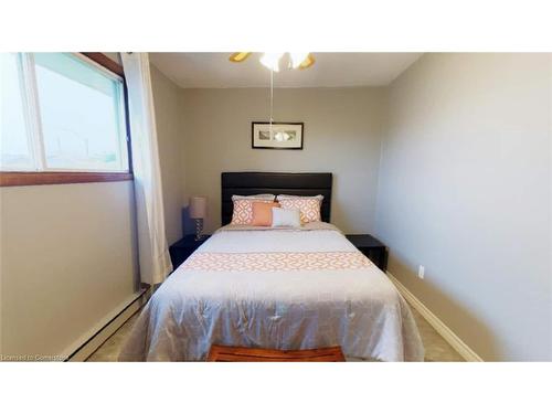 6 Deer Avenue, Manitouwadge, ON - Indoor Photo Showing Bedroom