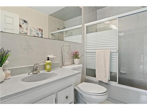 61 Horseshoe Bay Road, Dunnville, ON - Indoor Photo Showing Bathroom