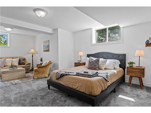 61 Horseshoe Bay Road, Dunnville, ON - Indoor Photo Showing Bedroom