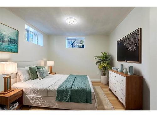 270 Metcalfe Street S, Simcoe, ON - Indoor Photo Showing Bedroom