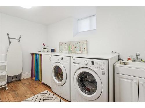 211 Herkimer Street, Hamilton, ON - Indoor Photo Showing Laundry Room