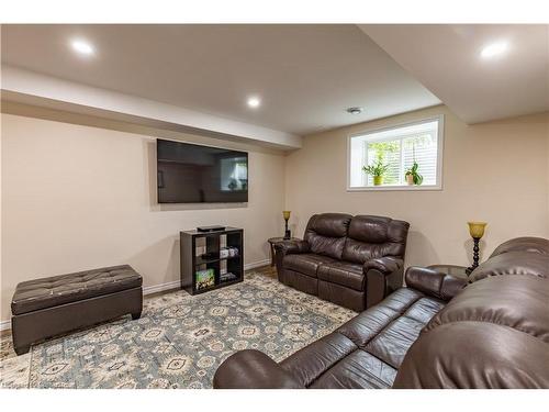 27 Andrew Lane, Thorold, ON - Indoor