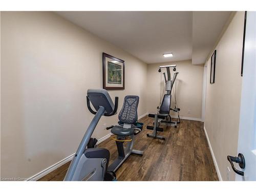 27 Andrew Lane, Thorold, ON - Indoor Photo Showing Gym Room