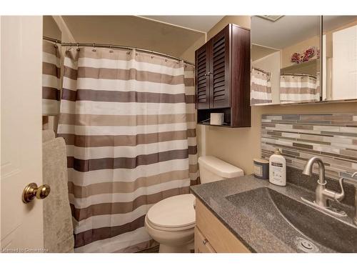 410-88 Tollgate Road, Brantford, ON - Indoor Photo Showing Bathroom