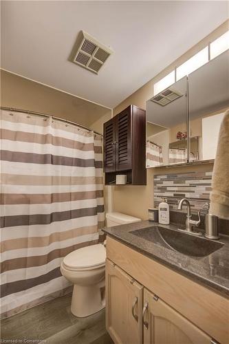 410-88 Tollgate Road, Brantford, ON - Indoor Photo Showing Bathroom