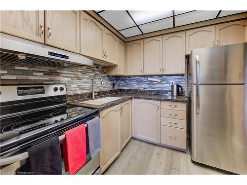 410-88 Tollgate Road, Brantford, ON - Indoor Photo Showing Kitchen With Stainless Steel Kitchen