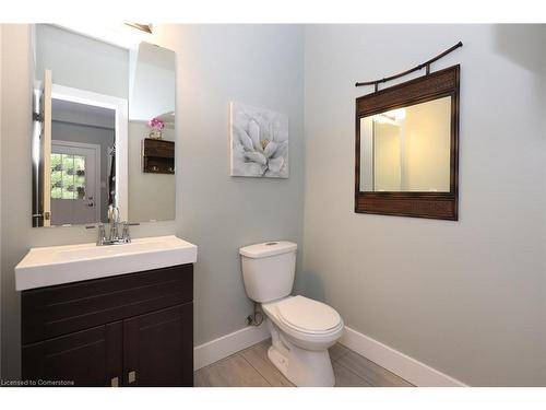 38-515 Winston Road, Grimsby, ON - Indoor Photo Showing Bathroom