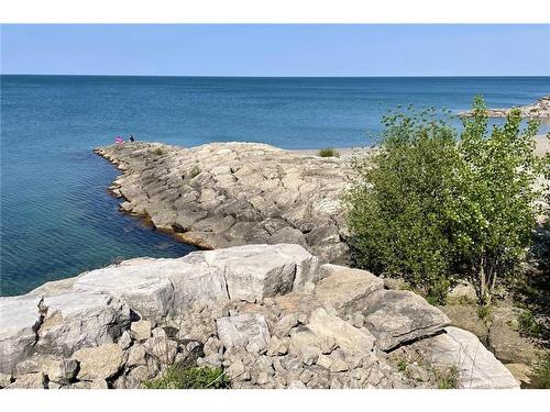 38-515 Winston Road, Grimsby, ON - Outdoor With Body Of Water With View