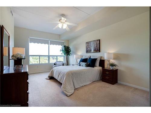 410-2085 Amherst Heights Drive, Burlington, ON - Indoor Photo Showing Bedroom