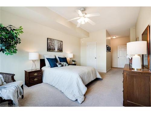 410-2085 Amherst Heights Drive, Burlington, ON - Indoor Photo Showing Bedroom