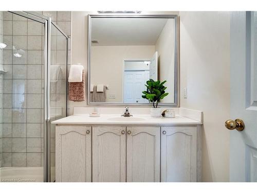 410-2085 Amherst Heights Drive, Burlington, ON - Indoor Photo Showing Bathroom