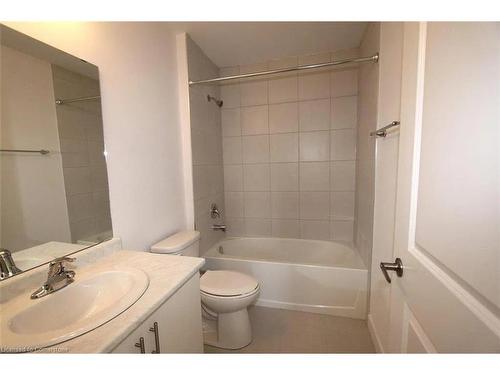 509-81 Robinson Street Street, Hamilton, ON - Indoor Photo Showing Bathroom