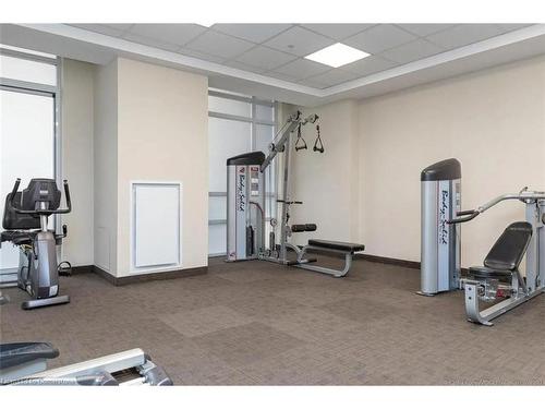 509-81 Robinson Street Street, Hamilton, ON - Indoor Photo Showing Gym Room