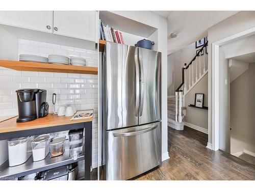 42-2470 Headon Forest Drive, Burlington, ON - Indoor Photo Showing Kitchen