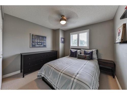 42-2470 Headon Forest Drive, Burlington, ON - Indoor Photo Showing Bedroom