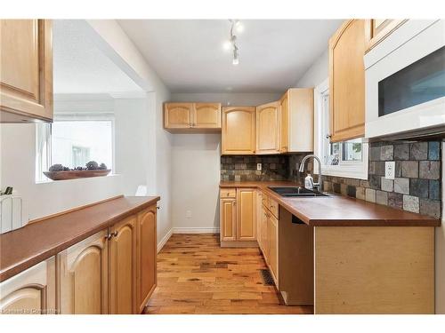 4 Glencastle Square, Brampton, ON - Indoor Photo Showing Kitchen With Double Sink