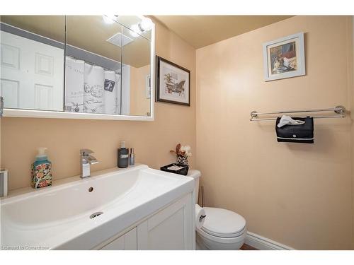 B3-7 Gale Crescent, St. Catharines, ON - Indoor Photo Showing Bathroom