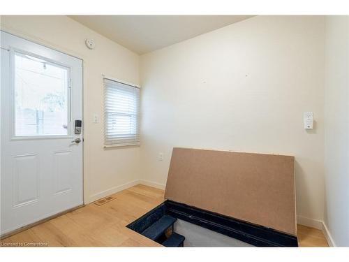 49 Elizabeth Street, St. Catharines, ON - Indoor Photo Showing Other Room