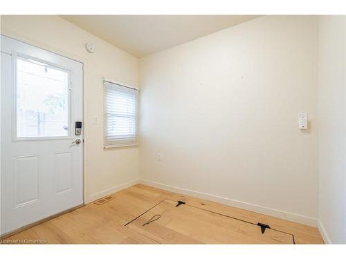 49 Elizabeth Street, St. Catharines, ON - Indoor Photo Showing Other Room