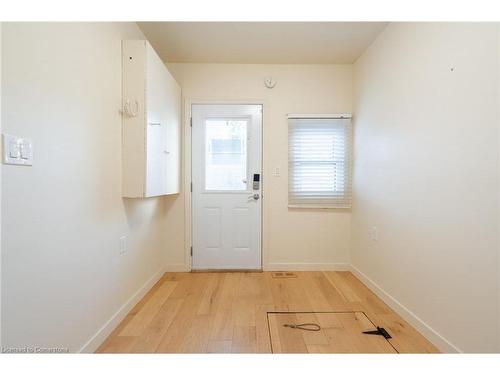 49 Elizabeth Street, St. Catharines, ON - Indoor Photo Showing Other Room