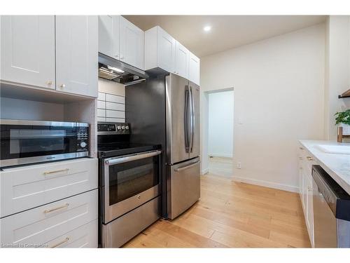 49 Elizabeth Street, St. Catharines, ON - Indoor Photo Showing Kitchen