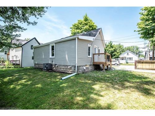 621 Pine Street, Haldimand County, ON - Outdoor With Exterior