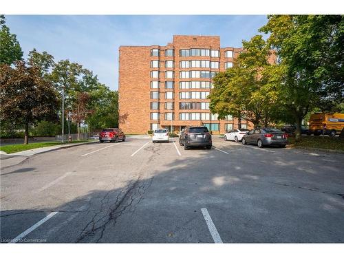 103-200 Limeridge Road W, Hamilton, ON - Outdoor